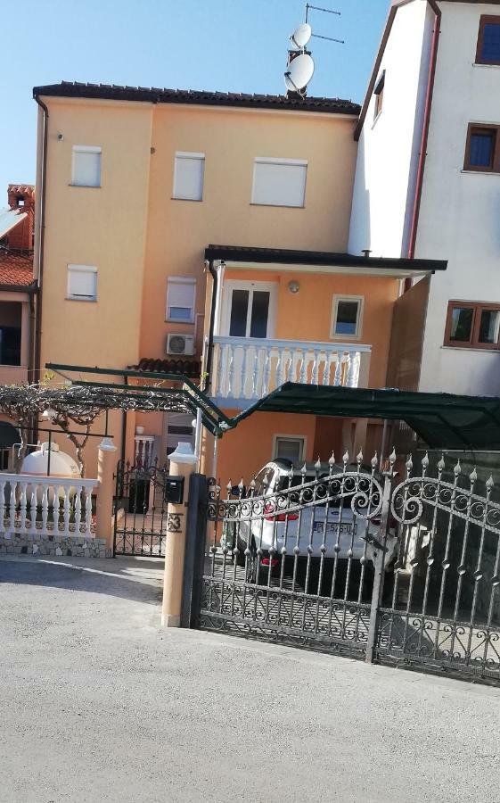Apartment Zdravko Štinjan Kültér fotó